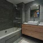 Apartament Confort & Elegance : 3 Chambres, Conciergerie 5* A - Fr-1-613a-39 Courchevel