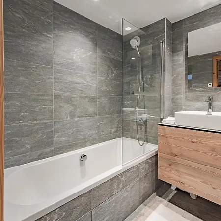 Apartment Confort & Elegance : 3 Chambres, Conciergerie 5* A - Fr-1-613a-39